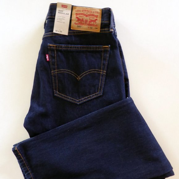 LEVI’S 505 MENS REGULAR FIT STRAIGHT LEG 32 x 34 DARK BLUE WASH (NEW WITH TAGS) - Picture 1 of 7